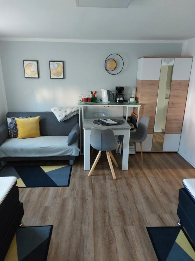 זירנדורף Ferienwohnung Hirmer מראה חיצוני תמונה