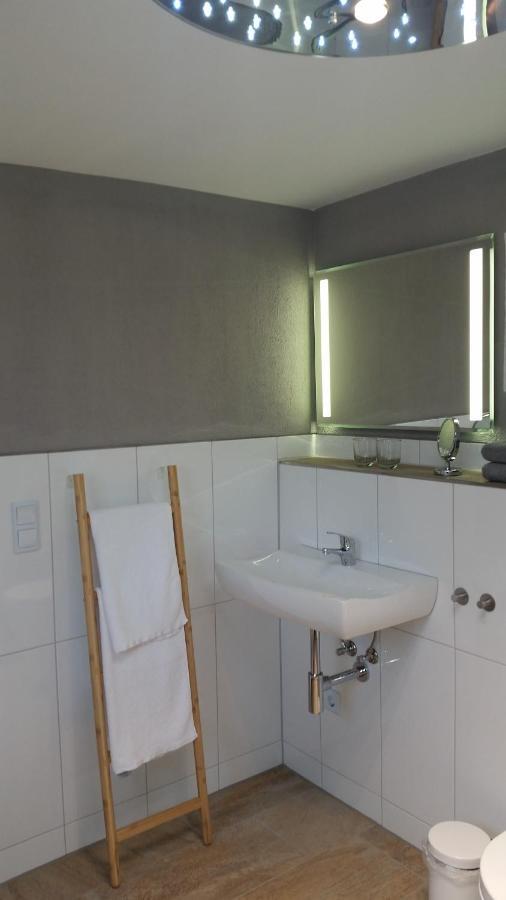זירנדורף Ferienwohnung Hirmer מראה חיצוני תמונה